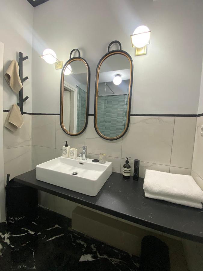 5 Rooms Athènes Extérieur photo