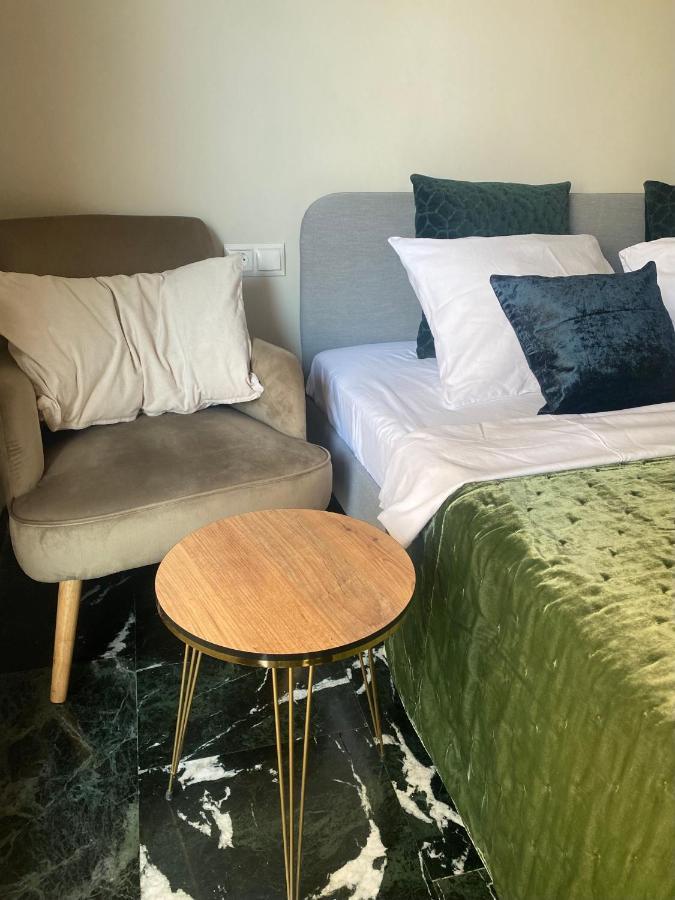 5 Rooms Athènes Extérieur photo