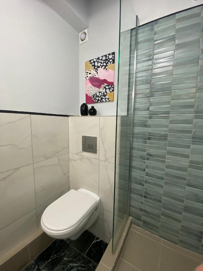 5 Rooms Athènes Extérieur photo