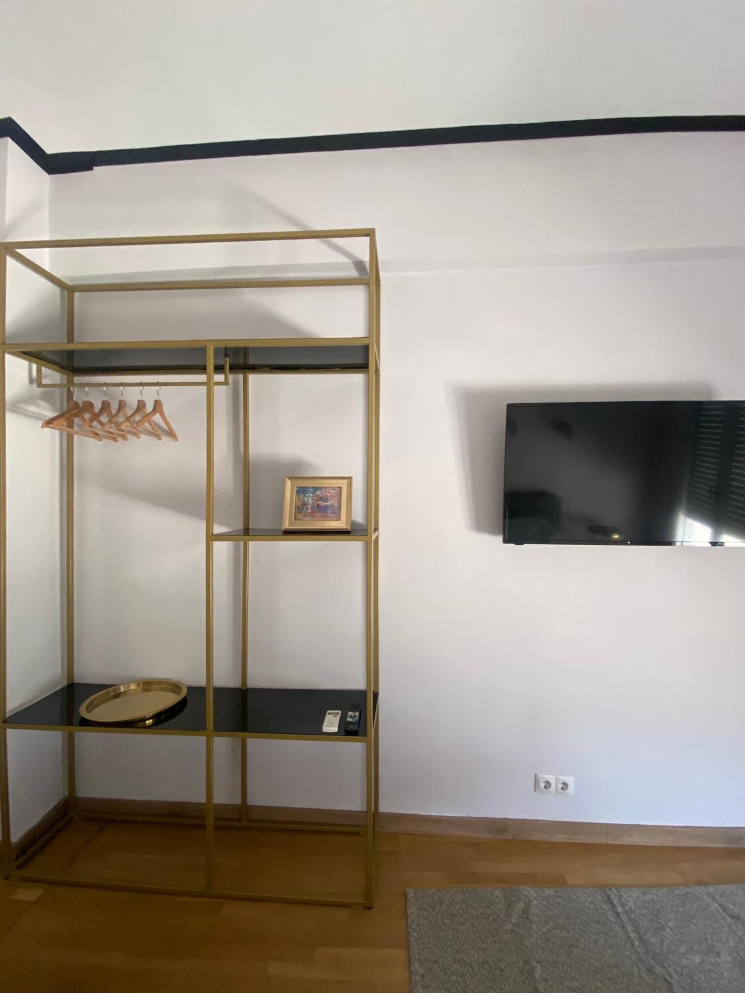 5 Rooms Athènes Extérieur photo