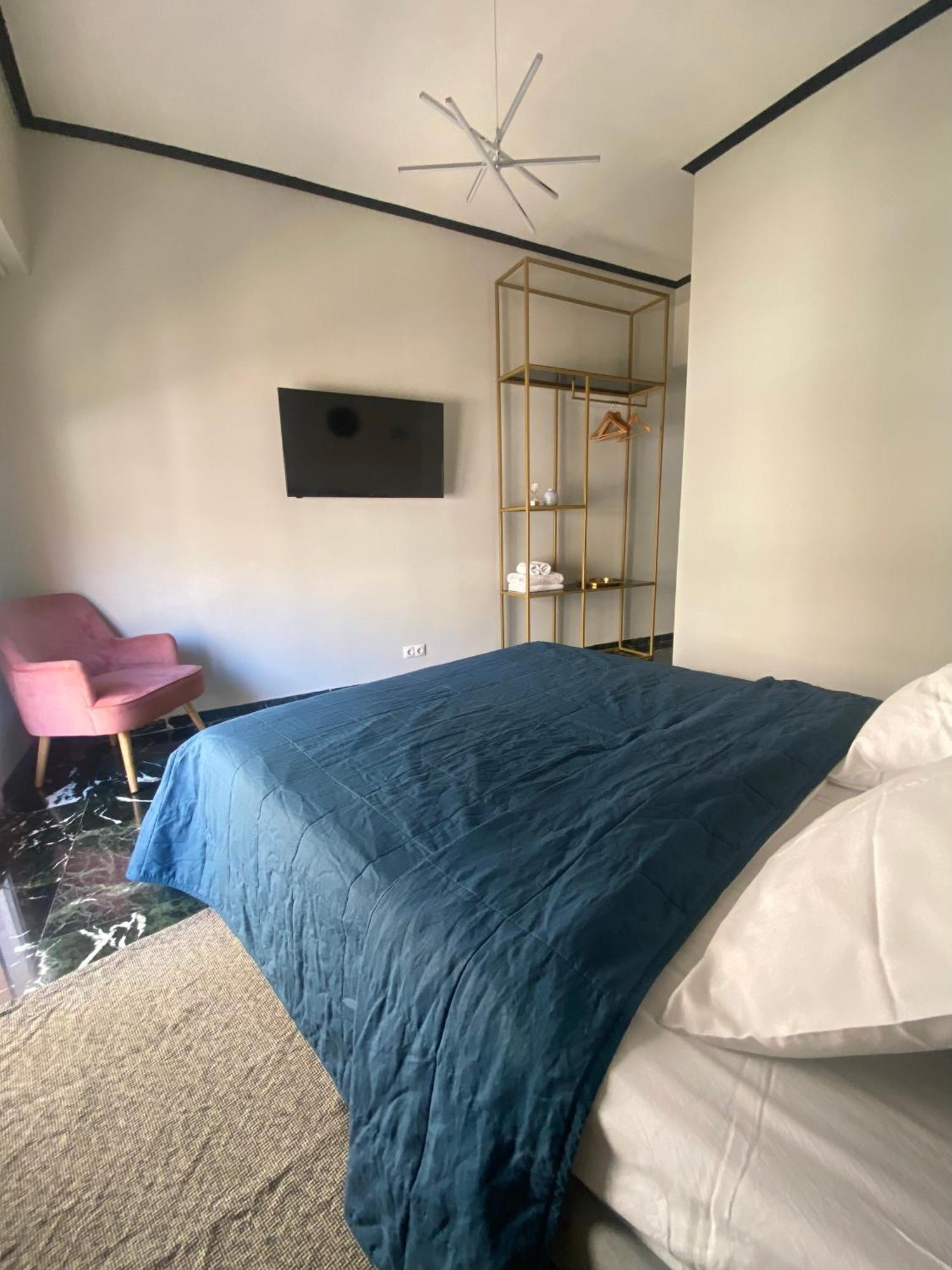 5 Rooms Athènes Extérieur photo